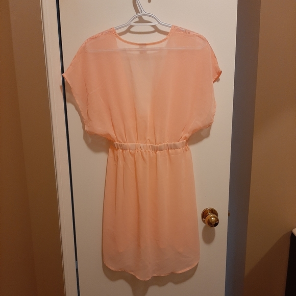 NWOT Beach Coverup - Picture 2 of 3